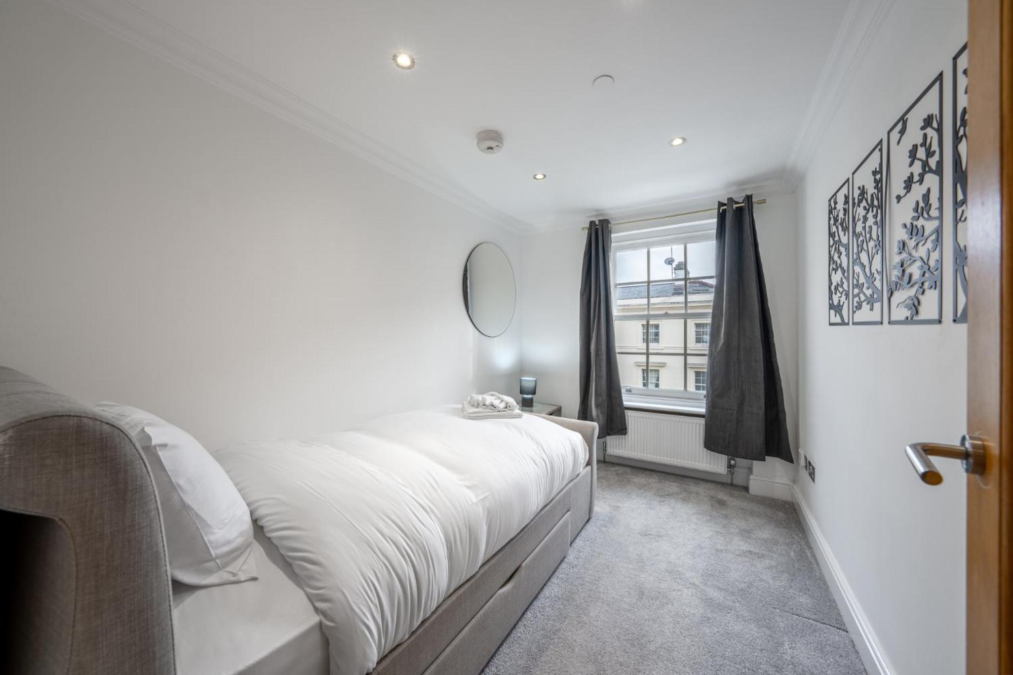 The Paddington Apartment *